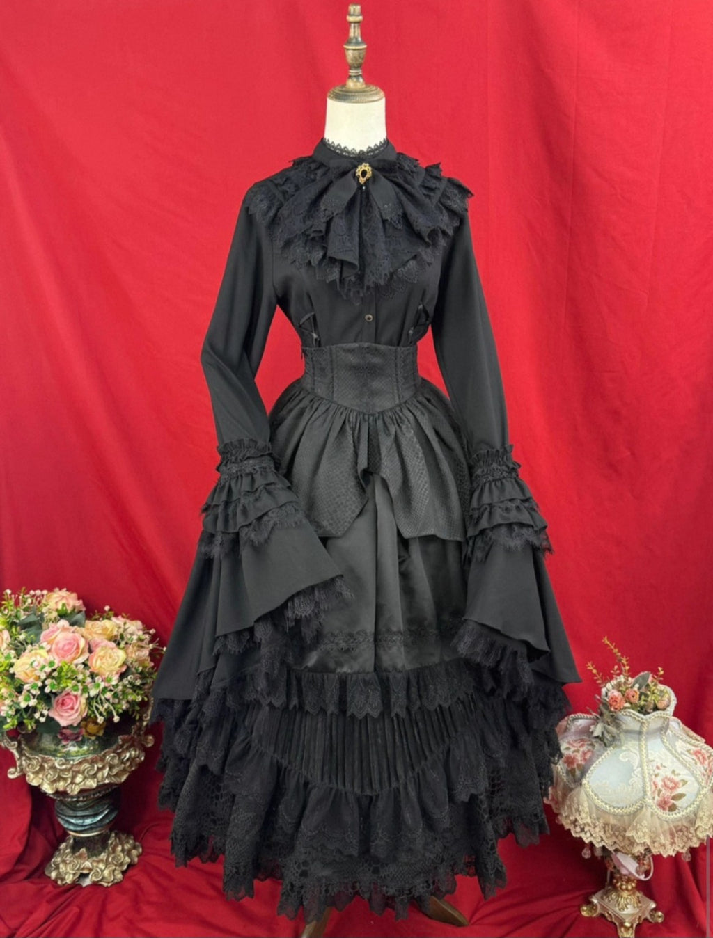 Black Gothic Lolita lace shirt and layered skirt set
